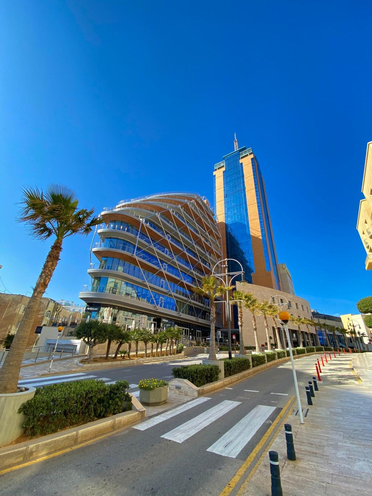 Tigne Sliema Three Bedrooms Apartment Exterior foto